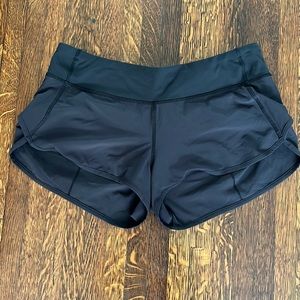 Lululemon Black Speed Up Low Ride Lined Short 2.5”